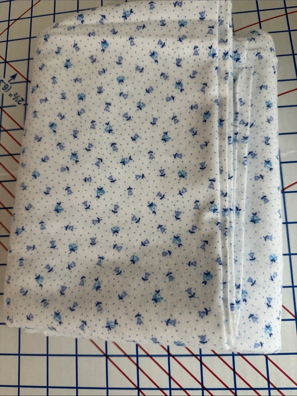 Blue White Tiny Floral Cotton Flannel Fabric Ditsy Print 2 Yards x 44